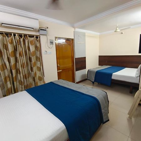 Hotel Dkr Residency Tirupati Zewnętrze zdjęcie