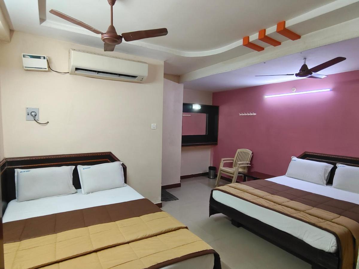 Hotel Dkr Residency Tirupati Pokój zdjęcie