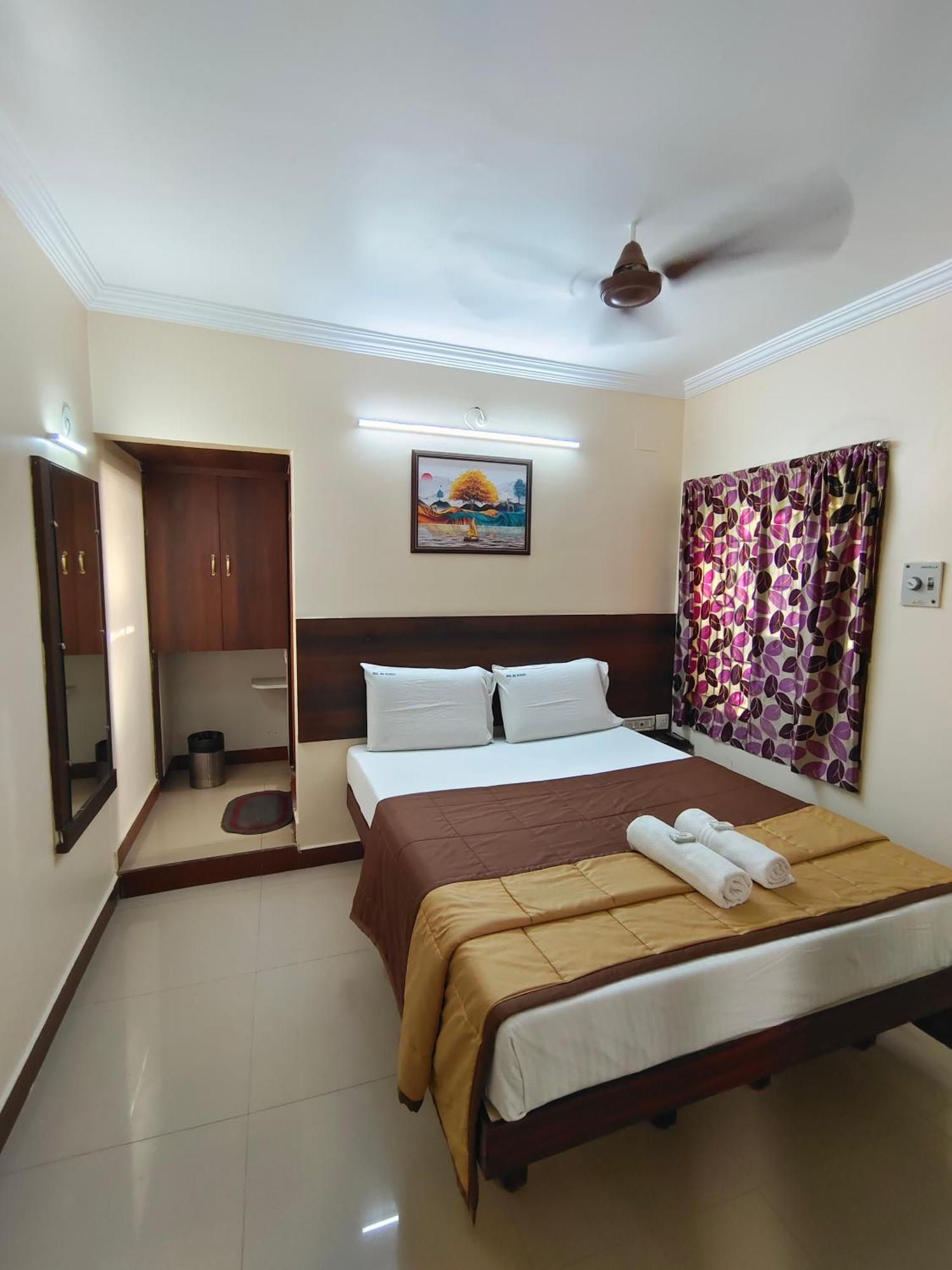 Hotel Dkr Residency Tirupati Zewnętrze zdjęcie