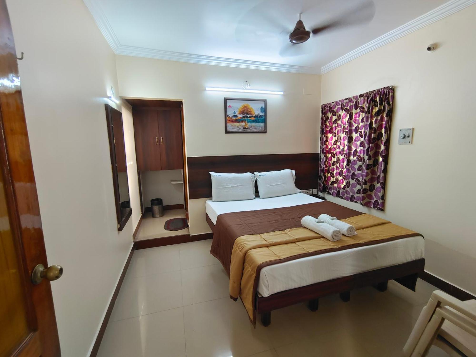 Hotel Dkr Residency Tirupati Zewnętrze zdjęcie